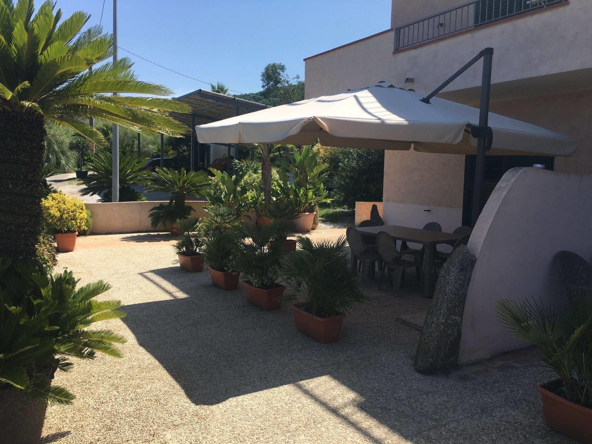 סנטה דומניקה Residence Floritalia - Ricarica Auto Elettriche מראה חיצוני תמונה